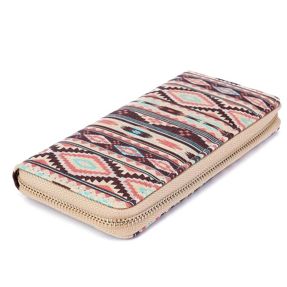 ❗️1 LEFT❗️ Boho Aztec Pattern Zip Wallet - Picture 6 of 6